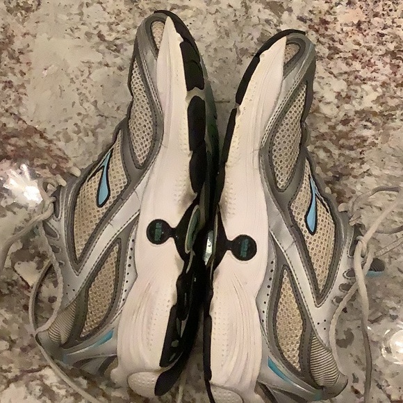 Brooks S251 - Size 10. - Picture 7 of 8